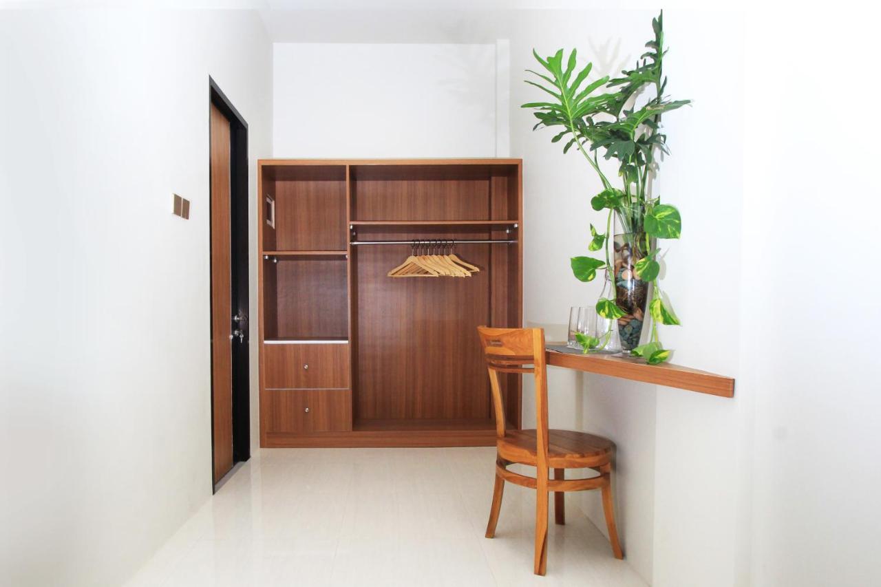 The Jumbo Homestay Kuta  Экстерьер фото